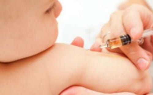 vaccin-bebe-sans-douleur